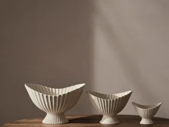 Centre de table fontaine blanc cassé 41 x 24 x 30,5 cm - Ferm Living