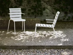Chaise avec accoudoirs de jardin en métal blanc 56x55x82cm - valerie_objects