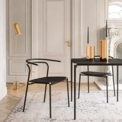 Chaise avec accoudoirs en acier noir et doré Novo - Aytm