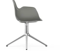 Chaise avec accoudoirs en aluminium et pp gris Form - Normann Copenhagen
