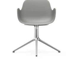 Chaise avec accoudoirs en aluminium et pp gris Form - Normann Copenhagen