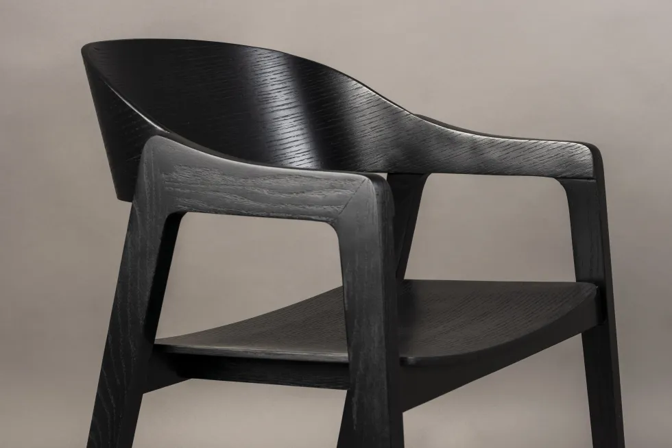Chaise avec accoudoirs en bois de chêne finition noir Westlake - Dutchbone