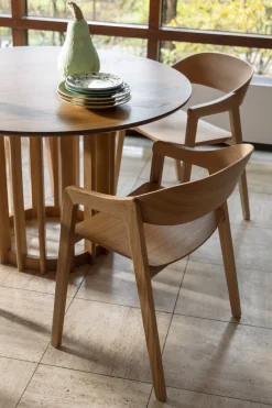 Chaise avec accoudoirs en bois de chêne Westlake - Dutchbone