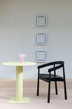 Chaise avec accoudoirs en chêne noir Homerun - Fest Amsterdam