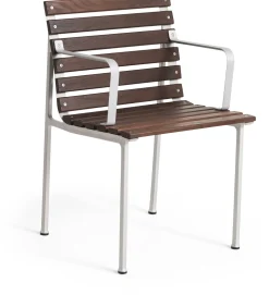 Chaise avec accoudoirs en frêne huilé et aluminium 80x52x52cm Traverse - Hay