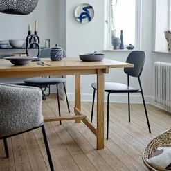 Chaise avec accoudoirs en tissu gris Cortone - Bloomingville