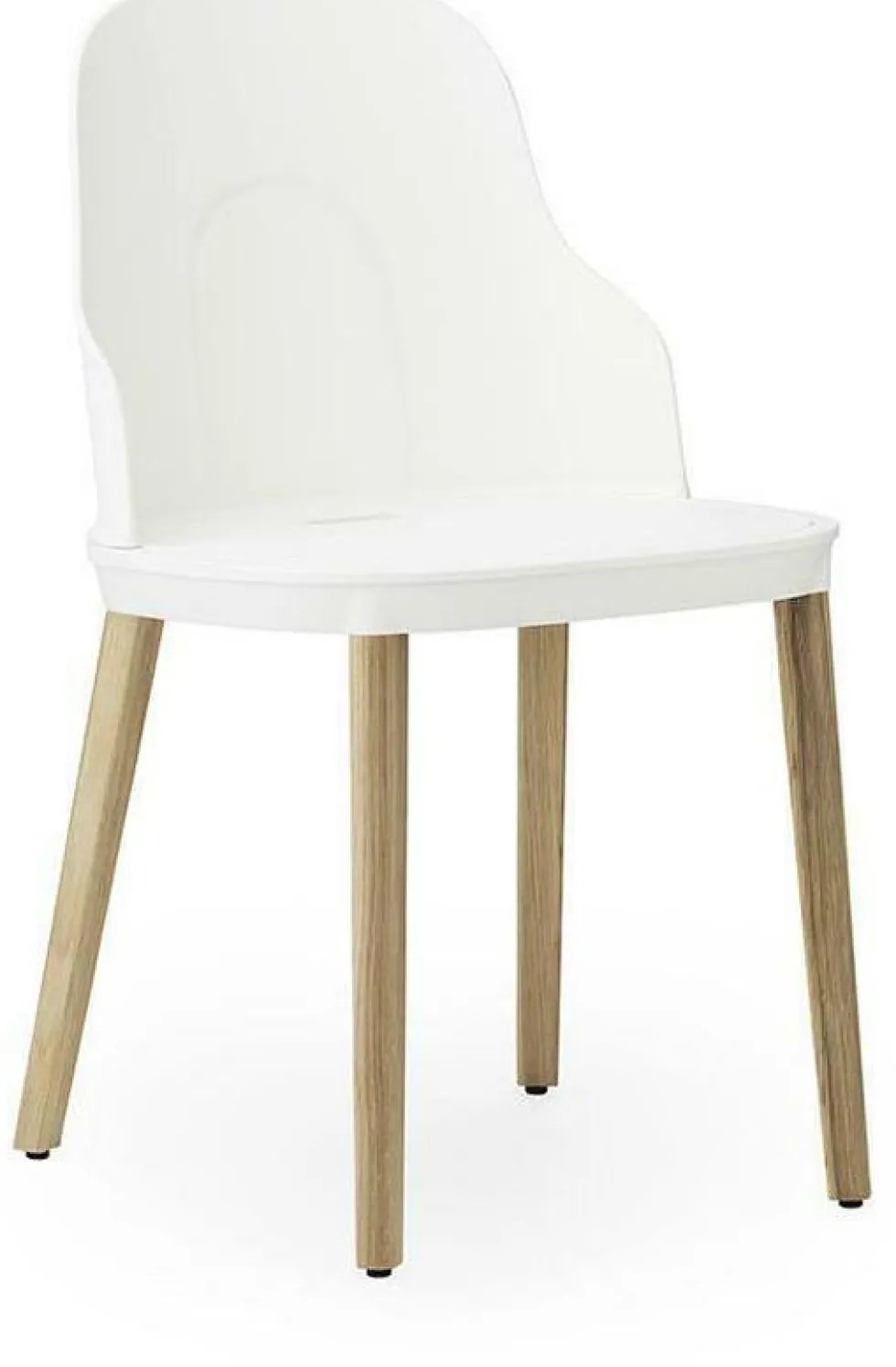 Chaise blanche au pietement en chêne Allez blanc - Normann Copenhagen