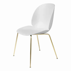 Chaise blanche piétement laiton Beetle - Gubi