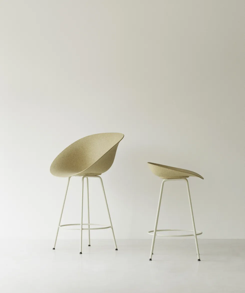 Chaise de bar avec accoudoirs recyclable en chanvre et acier crème 75cm Mat - Normann Copenhagen