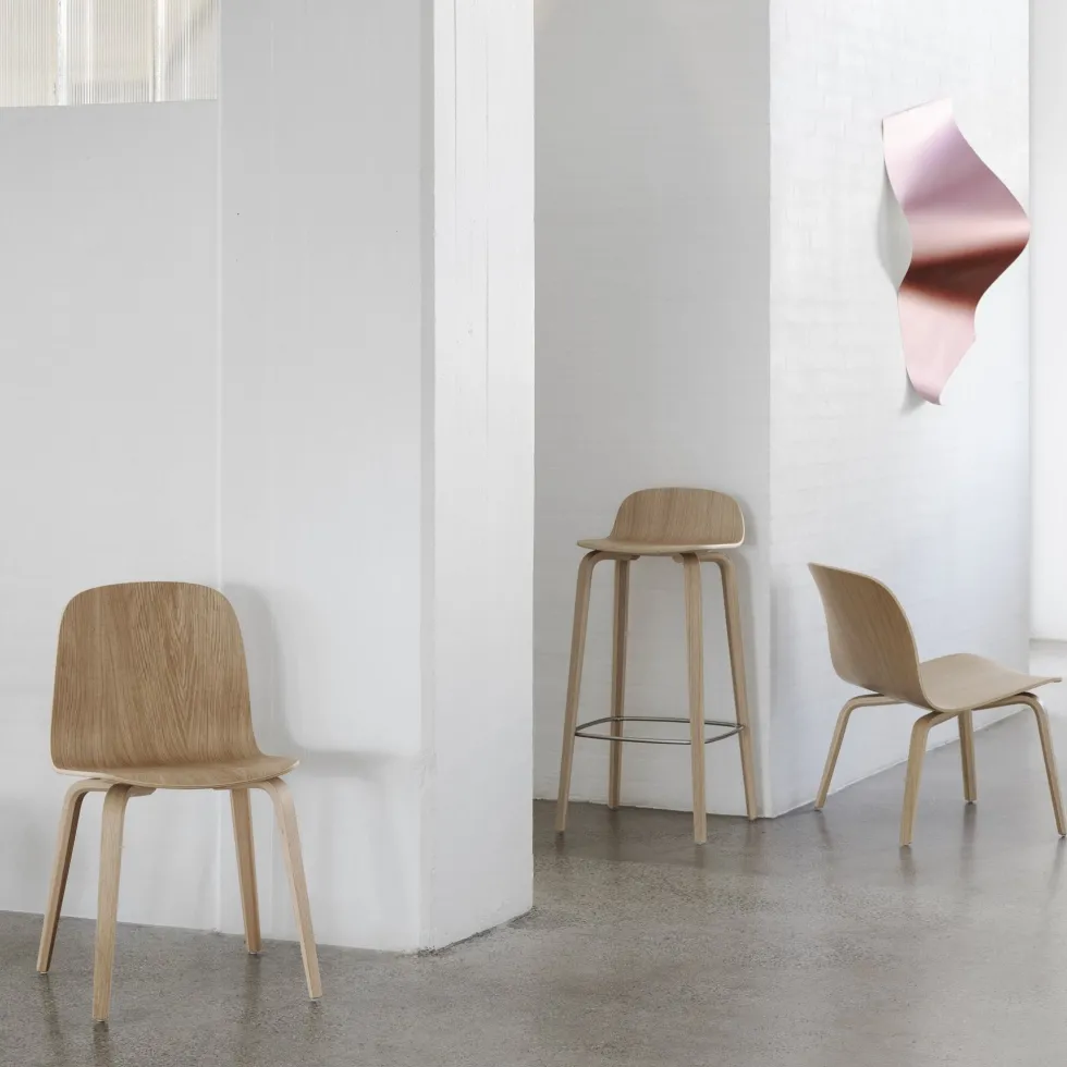 Chaise de bar 65 cm blanc et chêne naturel Visu - Muuto