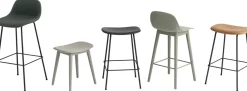 Chaise de bar 65 cm grise piétement en chêne Fiber - Muuto