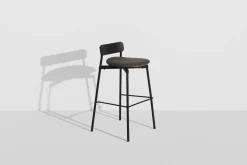 Chaise de bar en hêtre noir tapissée 91 cm Fromme - Petite Friture