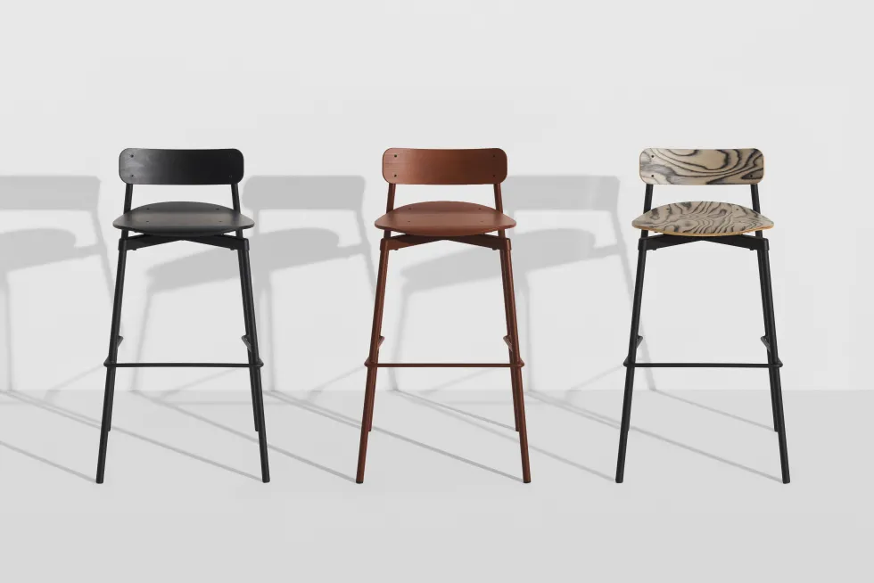 Chaise de bar en hêtre noir tapissée 91 cm Fromme - Petite Friture