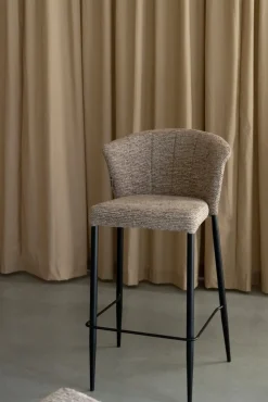 Chaise de bar en tissu marron et métal noir 73cm Georgia - Dutchbone