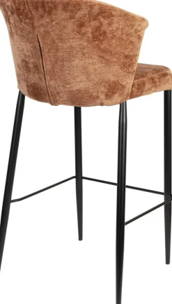 Chaise de bar en velours terracotta et acier noir Georgia - Dutchbone