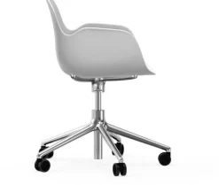 Chaise de bureau avec accoudoirs en aluminium et pp blanc Form - Normann Copenhagen