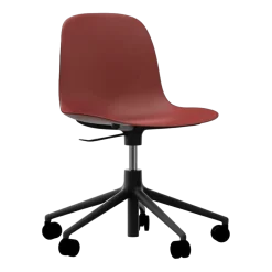 Chaise de bureau réglable à roulettes en pp rouge et noire Swivel 5W rouge - Normann Copenhagen