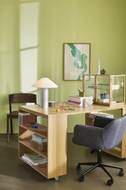 Chaise de bureau à roulettes en tissus gris foncé Rest- Hübsch
