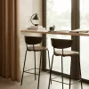 Chaise de comptoir en chêne huilé blanc Herman - Ferm Living