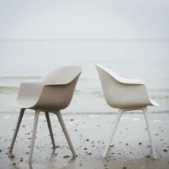 Chaise de jardin alabaster blanc Bat - Gubi