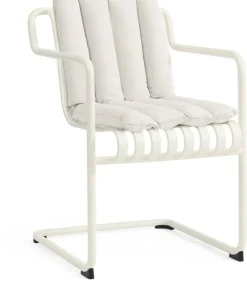 Chaise de jardin avec accoudoirs en acier blanc crème 54x65x80cm Palissade - HAY
