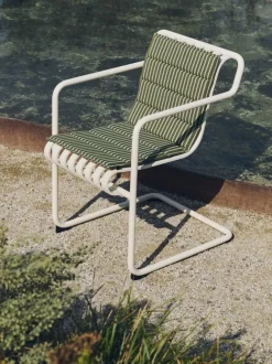 Chaise de jardin avec accoudoirs en acier blanc crème 54x65x80cm Palissade - HAY