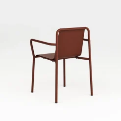 Chaise de jardin avec accoudoirs en acier thermolaqué rouge brique Panorama - TIPTOE