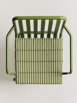 Chaise de jardin avec accoudoirs en acier vert olive 54x65x80cm Palissade - HAY
