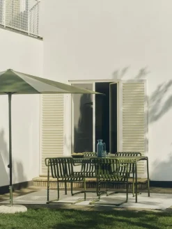Chaise de jardin avec accoudoirs en acier vert olive 54x65x80cm Palissade - HAY