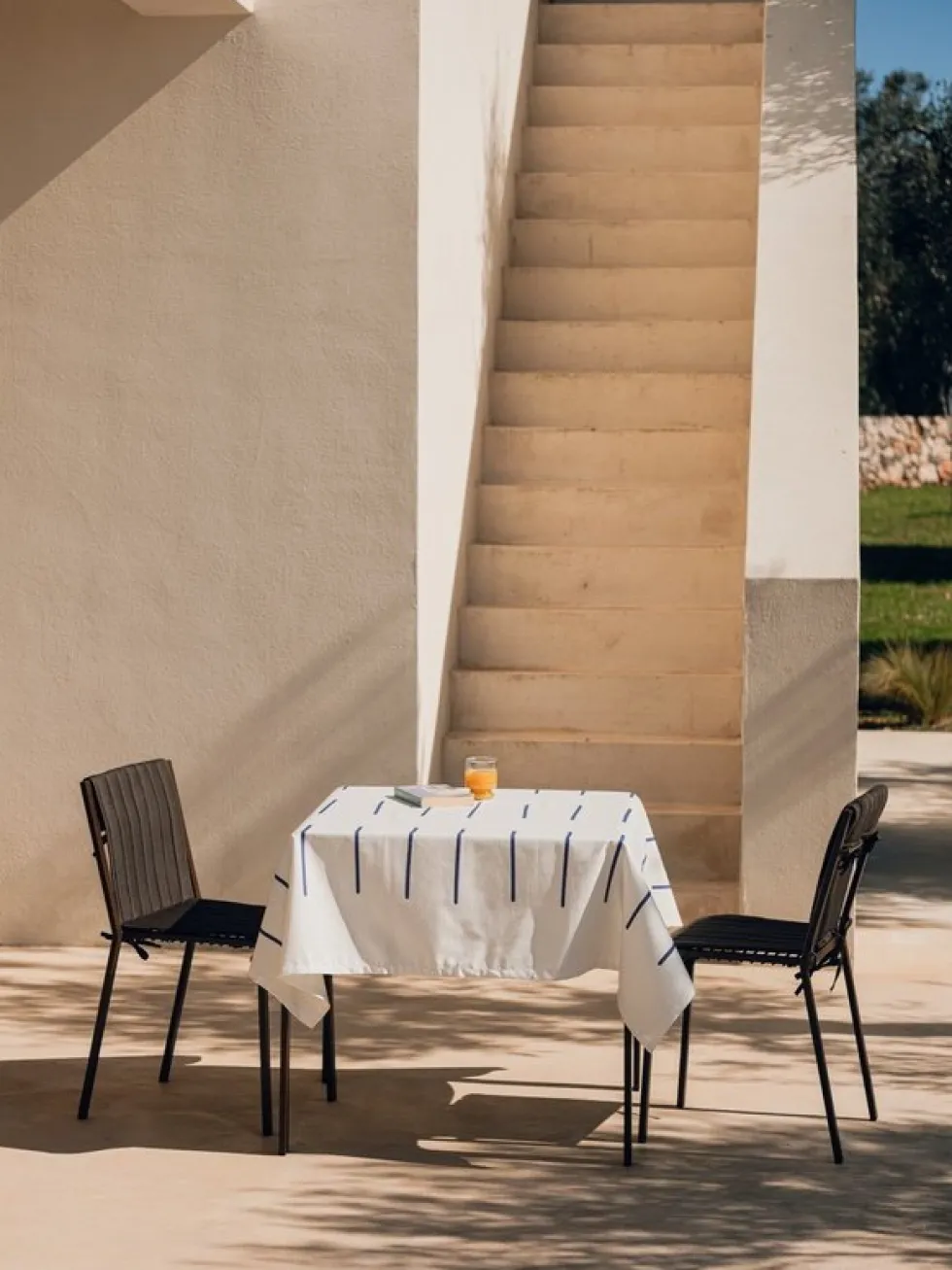 Chaise de jardin en acier brun cacao Oto - noo.ma