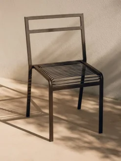 Chaise de jardin en acier brun cacao Oto - noo.ma