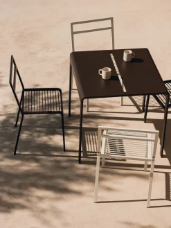 Chaise de jardin en acier brun cacao Oto - noo.ma