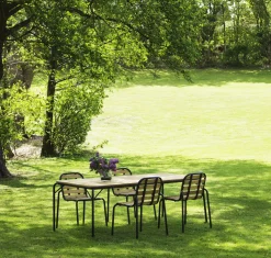 Chaise de jardin en acier et bois gris Vig Robinia - Normann Copenhagen