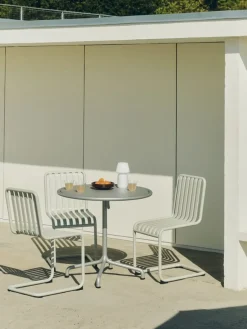 Chaise de jardin en acier gris clair Palissade - HAY