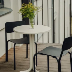 Chaise de jardin en acier noir volcanique 72,8cm Kei - noo.ma