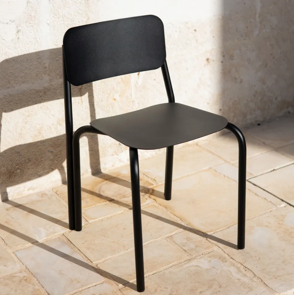 Chaise de jardin en acier noir volcanique 72,8cm Kei - noo.ma