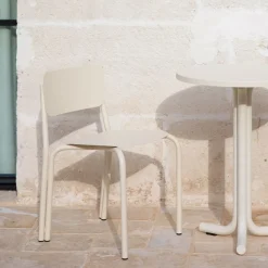 Chaise de jardin en acier piazza beige 72,8cm Kei - noo.ma