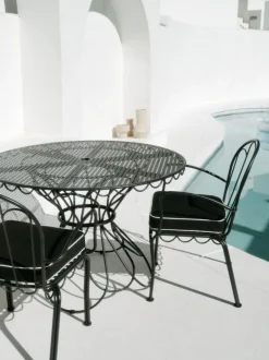 Chaise de jardin en métal noir vintage et coussin en tissu vert Rivie Green The Al Fresco - Business & Pleasure