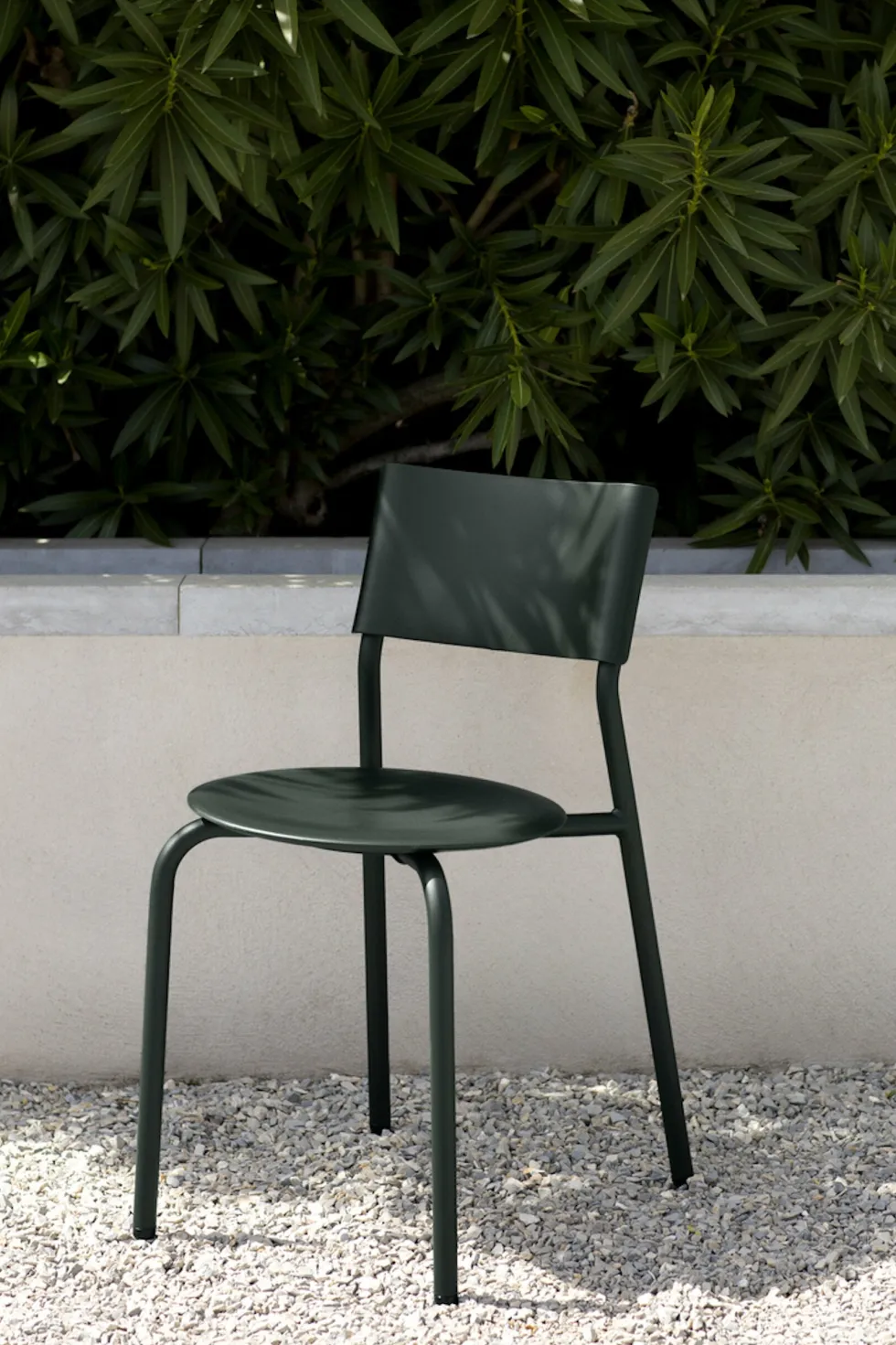 Chaise de jardin en plastique recyclé vert sapin Midi - TIPTOE