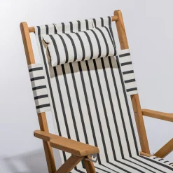 Chaise de plage pliante en toile à rayures noires Monaco The Tommy Chair - Business & Pleasure