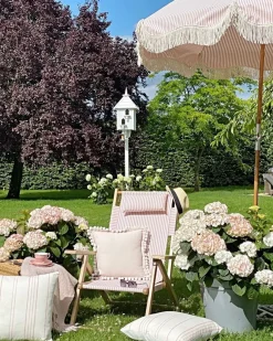 Chaise de plage pliante en toile à rayures rose Lauren's Stripe The Tommy Chair - Business & Pleasure