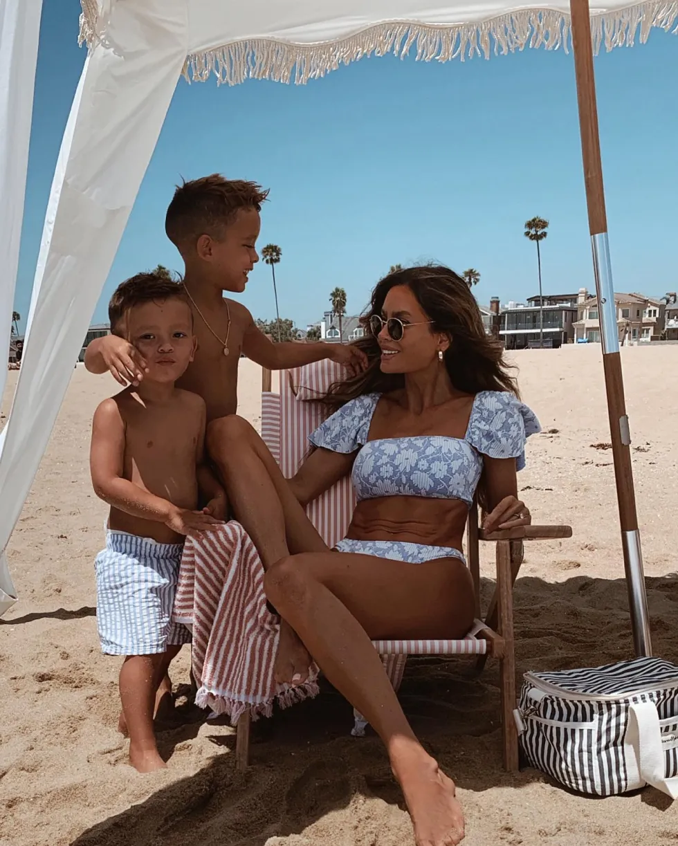 Chaise de plage pliante en toile à rayures rose Lauren's Stripe The Tommy Chair - Business & Pleasure