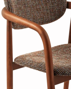 Chaise de salle à manger avec accoudoirs en tissu à motif marron et bois de frêne Speckled Henry - Pols Potten