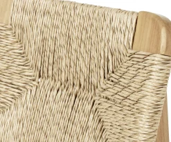Chaise de salle à manger d'extérieur en teck C-Chair - Gubi