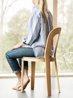 Chaise en bois de chêne clair Olivia - Design House Stockholm