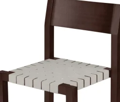 Chaise en bois de hêtre massif brun cacao et sangles naturelles en coton Toli - noo.ma