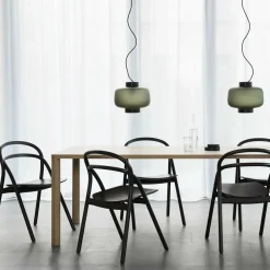 Chaise en bois noir Udon - Hem