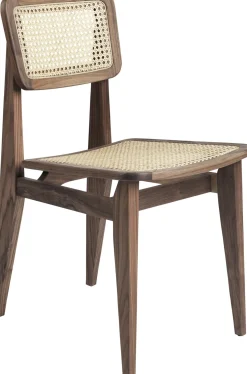 Chaise en cannage et bois de noyer C-Chair - Gubi