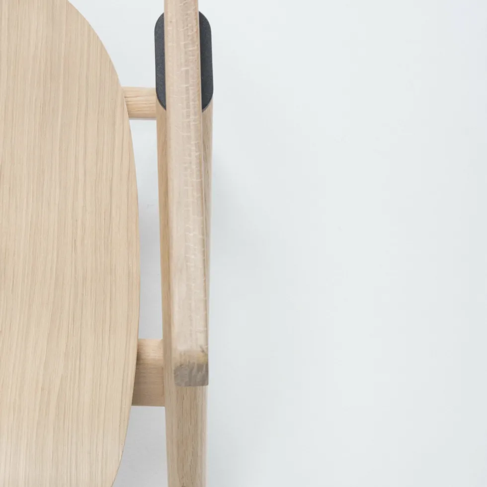 Chaise en chêne blanchi huilé et siège en chêne plaqué Ava - Gazzda
