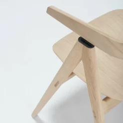 Chaise en chêne blanchi huilé et siège en chêne plaqué Ava - Gazzda